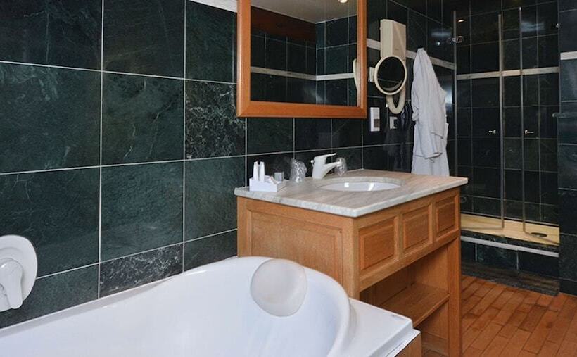 Номер Deluxe, D'angleterre