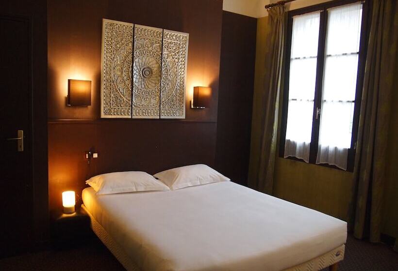 غرفة كومفورت, Colbert