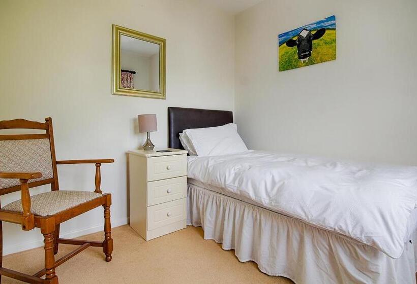 패밀리 룸, Leworthy Farmhouse Bed And Breakfast