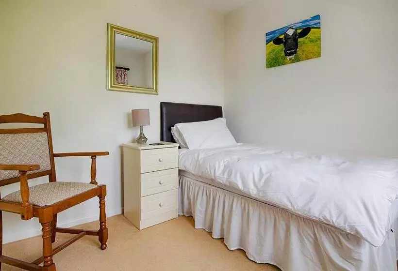 ファミリールーム, Leworthy Farmhouse Bed And Breakfast