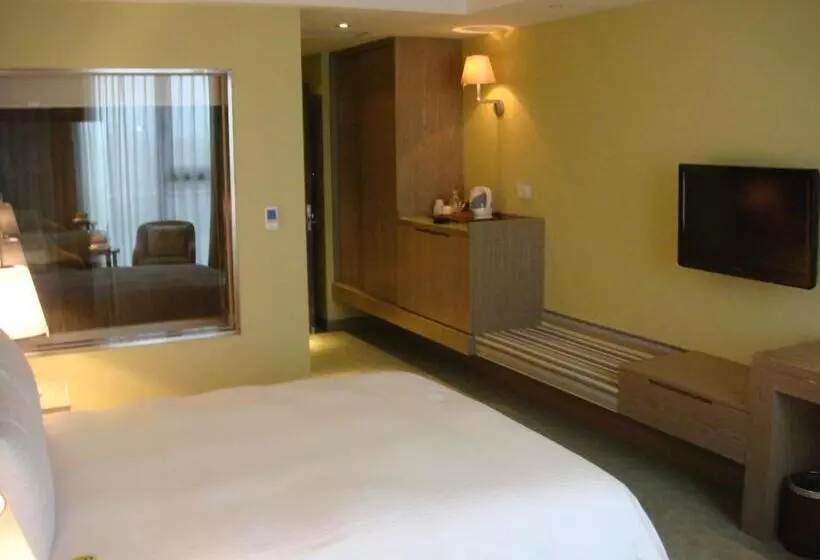 اتاق استاندارد, Park City Hotel Luzhou Taipei