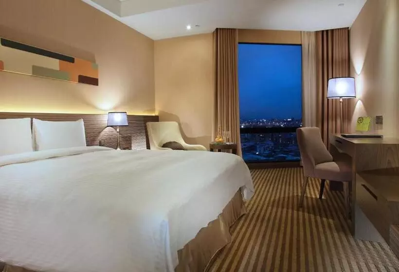 اتاق استاندارد, Park City Hotel Luzhou Taipei