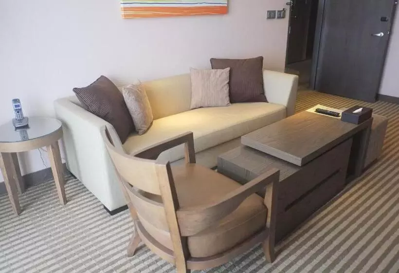 سوییت, Park City Hotel Luzhou Taipei