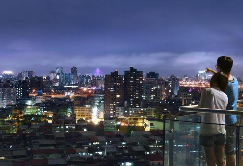 اتاق لوکس, Park City Hotel   Luzhou Taipei