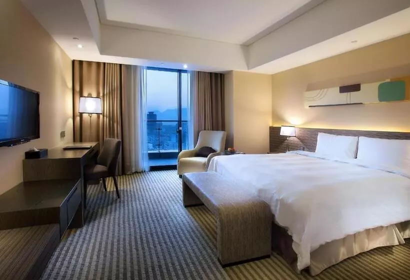 اتاق لوکس, Park City Hotel Luzhou Taipei
