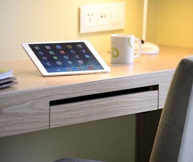 اتاق خانوادگی, Park City Hotel   Luzhou Taipei