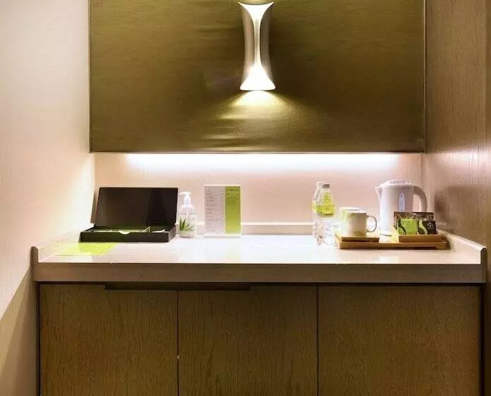 سوییت, Park City Hotel Luzhou Taipei