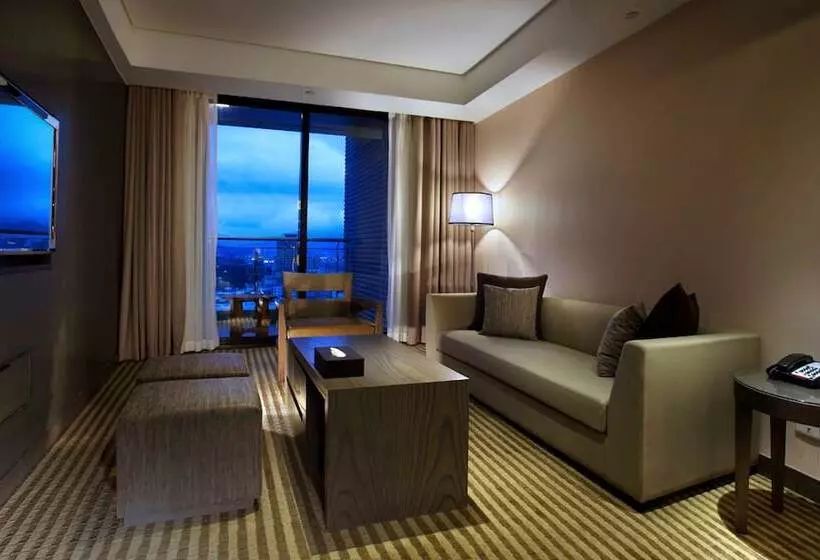 سوییت, Park City Hotel Luzhou Taipei