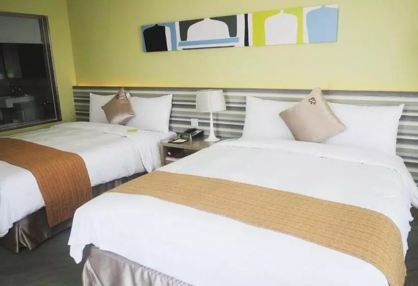 اتاق خانوادگی, Park City Hotel Luzhou Taipei