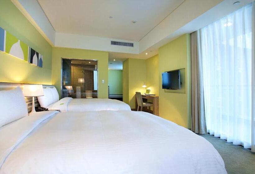 اتاق خانوادگی, Park City Hotel   Luzhou Taipei