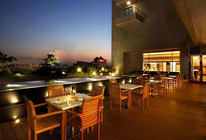 اتاق استاندارد, Park City Hotel Luzhou Taipei