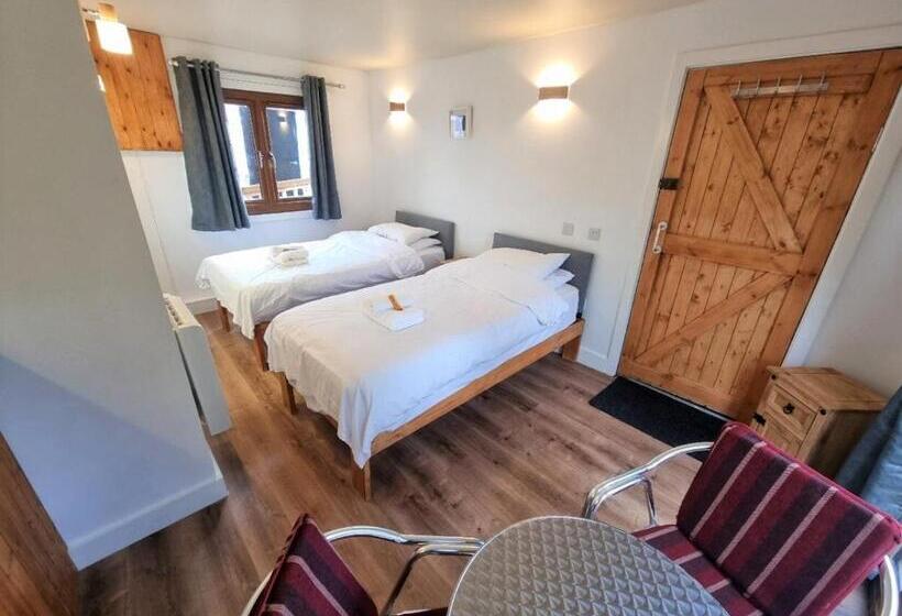 Номер Стандарт с Балконом, Roy Bridge