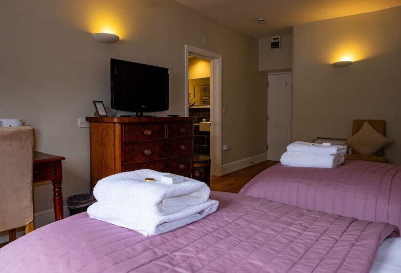 חדר סטנדרט, The Red Lion