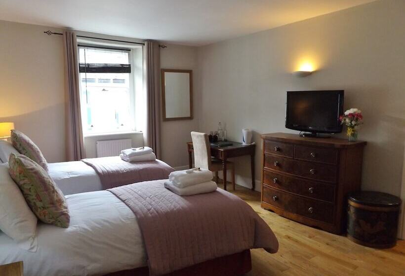 חדר סטנדרט, The Red Lion