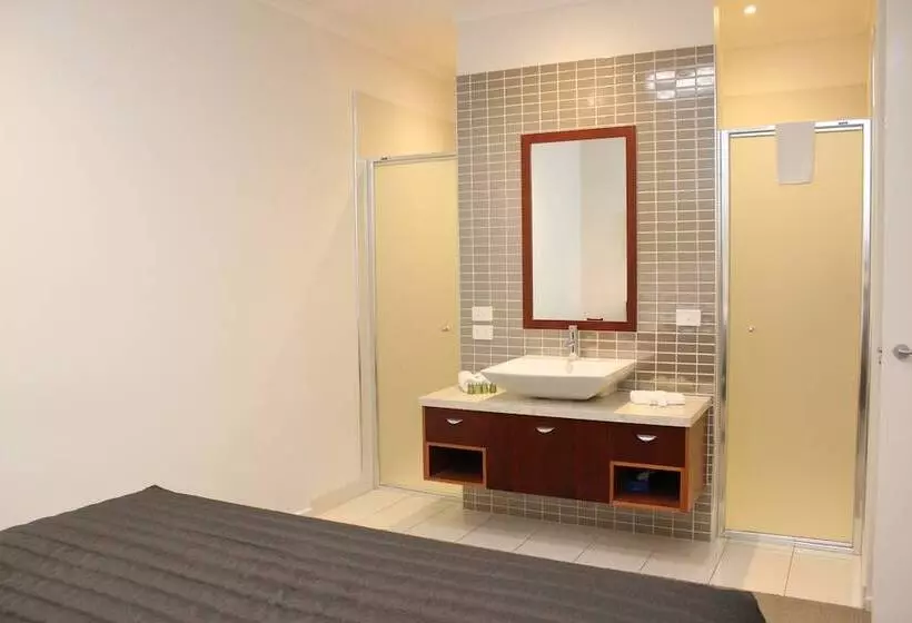 آپارتمان لوکس 1 خوابه, Indulge Apartments   Langtree