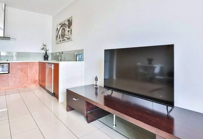 آپارتمان لوکس 1 خوابه, Indulge Apartments   Langtree