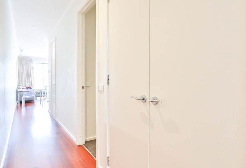 آپارتمان 2 خوابه, Indulge Apartments   Langtree