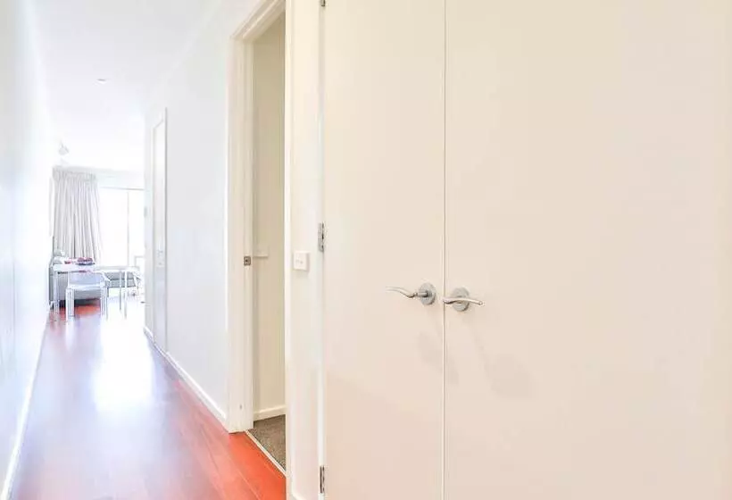 آپارتمان 2 خوابه, Indulge Apartments   Langtree