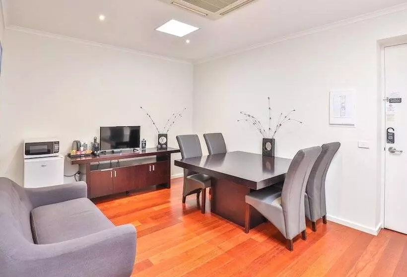 آپارتمان 2 خوابه, Indulge Apartments   Langtree