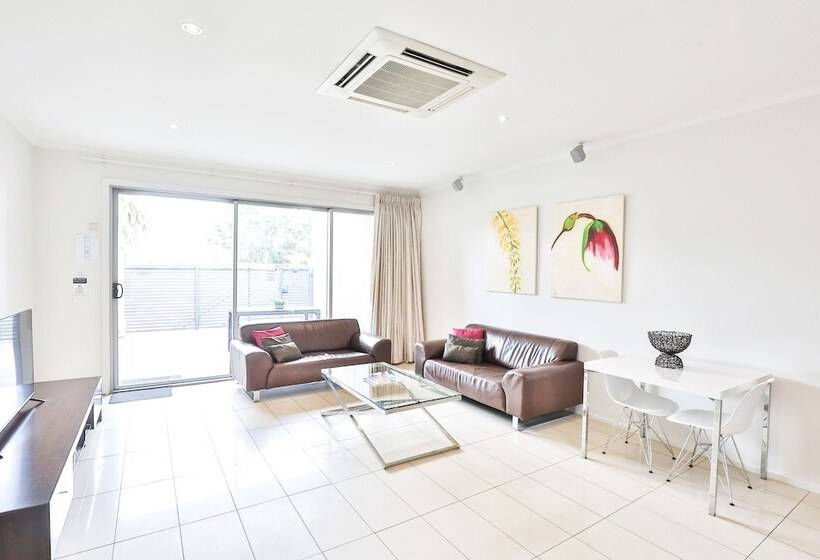 ２ベッドルームアパートメント, Indulge Apartments   Langtree