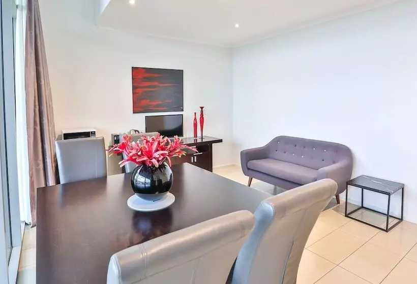 آپارتمان 2 خوابه, Indulge Apartments   Langtree