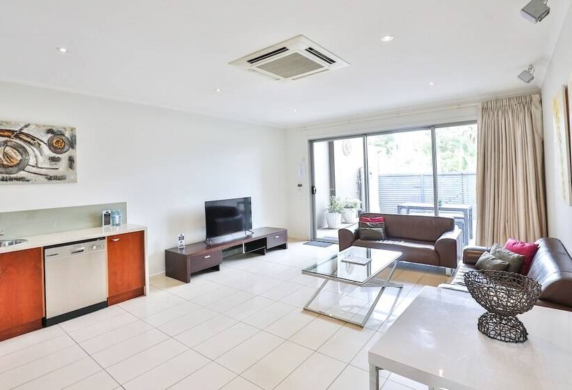 침실 2개 아파트, Indulge Apartments   Langtree