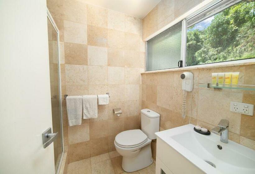 استودیوی استاندارد, Mariner Apartments