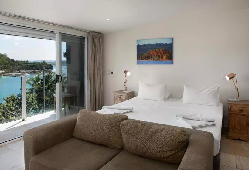 استودیوی استاندارد, Mariner Apartments