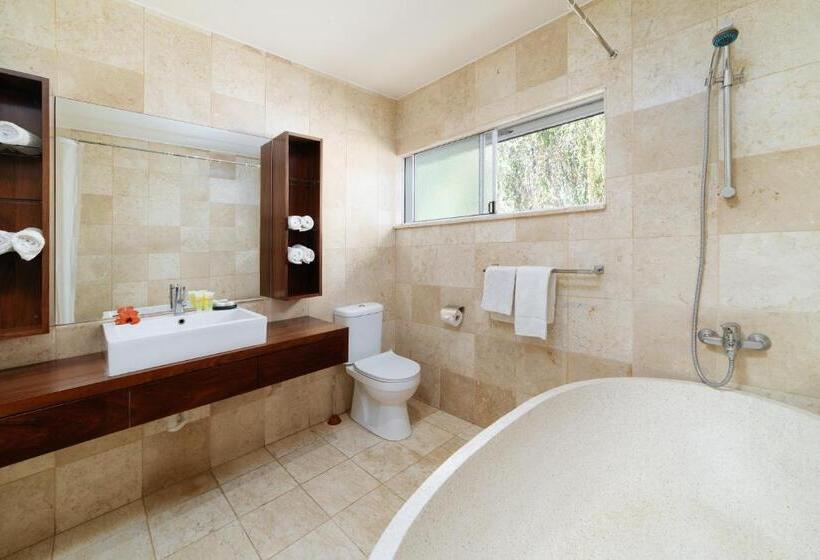 1 Bedroom Penthouse Apartment, Mariner Apartments