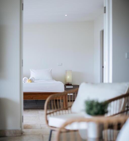 1 Bedroom Penthouse Apartment, Mariner Apartments