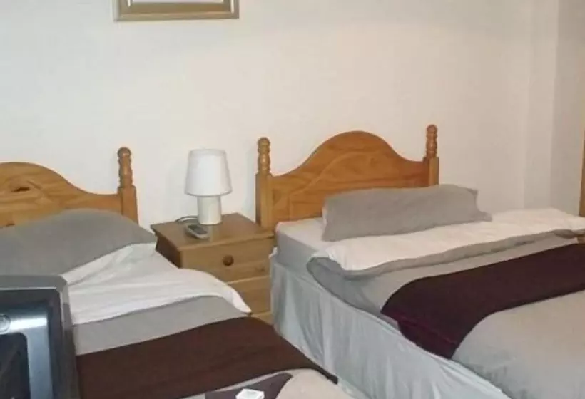 スタンダード４人部屋, St. Andrews Guest House