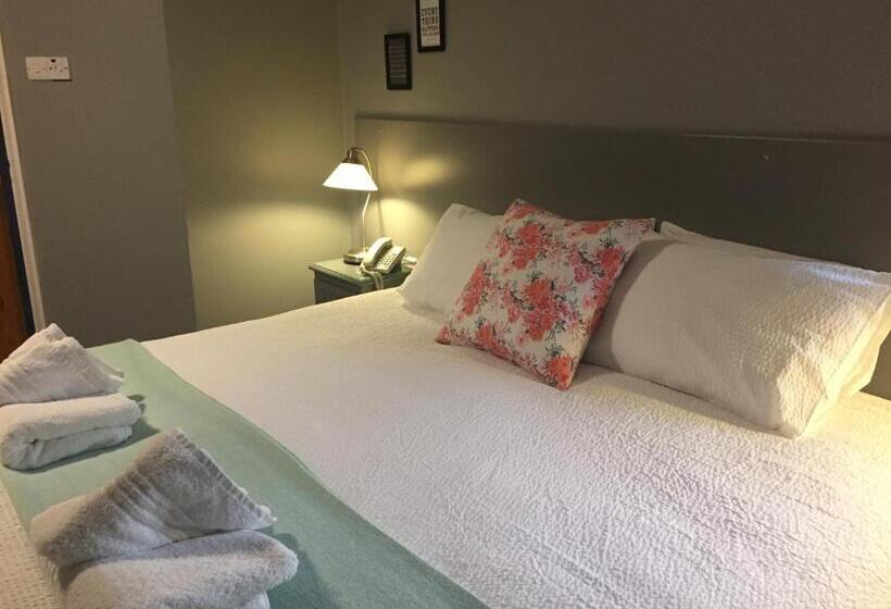 اتاق استاندارد, The Cottage