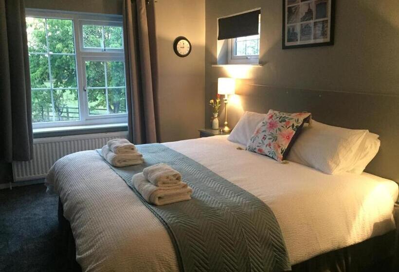 اتاق استاندارد, The Cottage