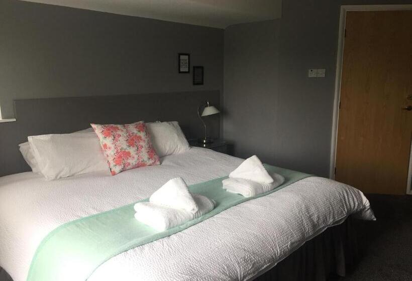 اتاق استاندارد, The Cottage