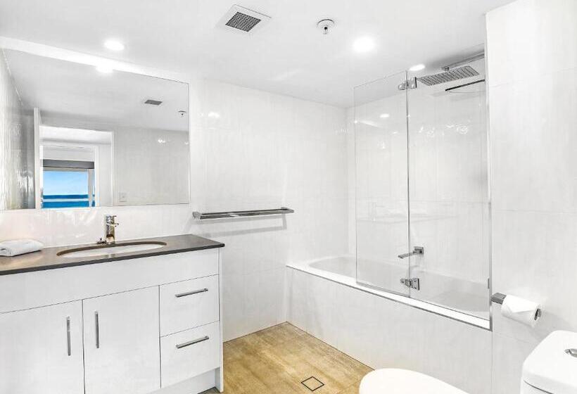 آپارتمان ممتاز دوخوابه رو به دریا, Talisman Apartments