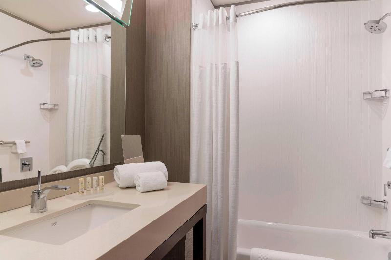 Номер Стандарт, The Originals City, Hôtel Les Bastides Du Gapeau