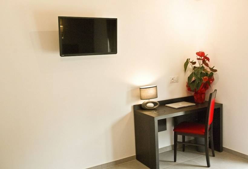 Номер Стандарт, The Originals City, Hôtel Les Bastides Du Gapeau