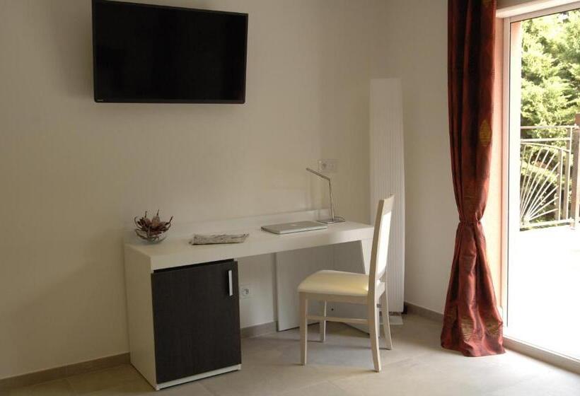 Номер Deluxe, The Originals City, Hôtel Les Bastides Du Gapeau