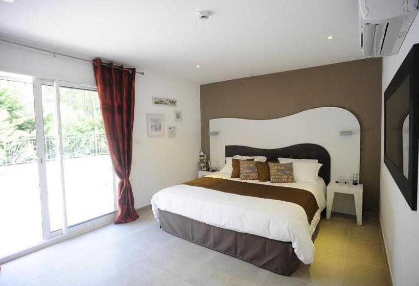 Номер Deluxe, The Originals City, Hôtel Les Bastides Du Gapeau