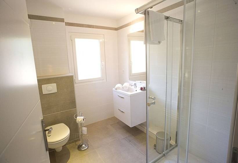 Номер Superior, The Originals City, Hôtel Les Bastides Du Gapeau