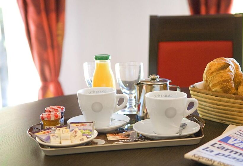 Студия Стандарт, The Originals City, Hôtel Les Bastides Du Gapeau