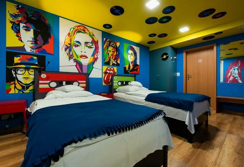 اتاق لوکس, Good Times House