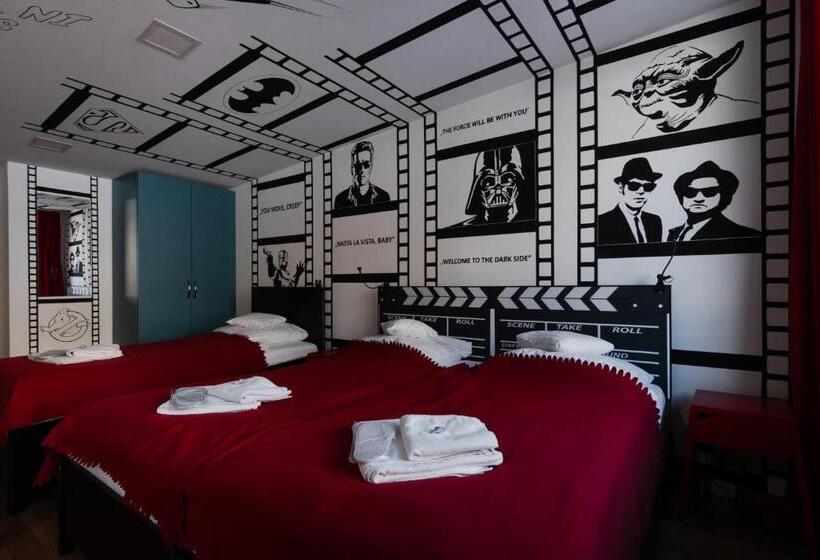 Трехместный Номер Комфорт, Good Times House