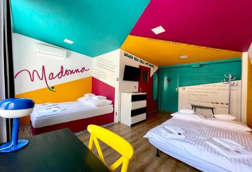 اتاق لوکس, Good Times House