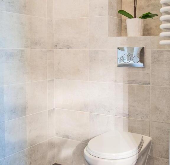 חדר סטנדרט, Open Tours