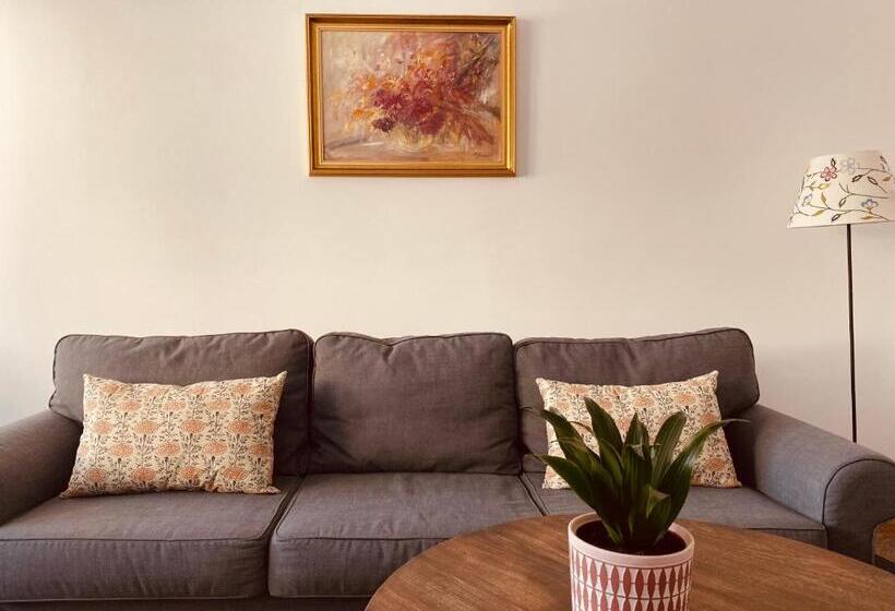 شقة غرفة نوم واحدة مزودة بشُرفة, Restauracja Pensjonat Buda