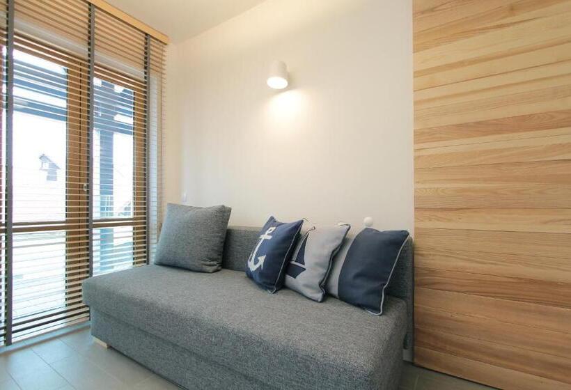 חדר סטנדרט לשלושה עם מרפסת, Dom Wakacyjny Solano