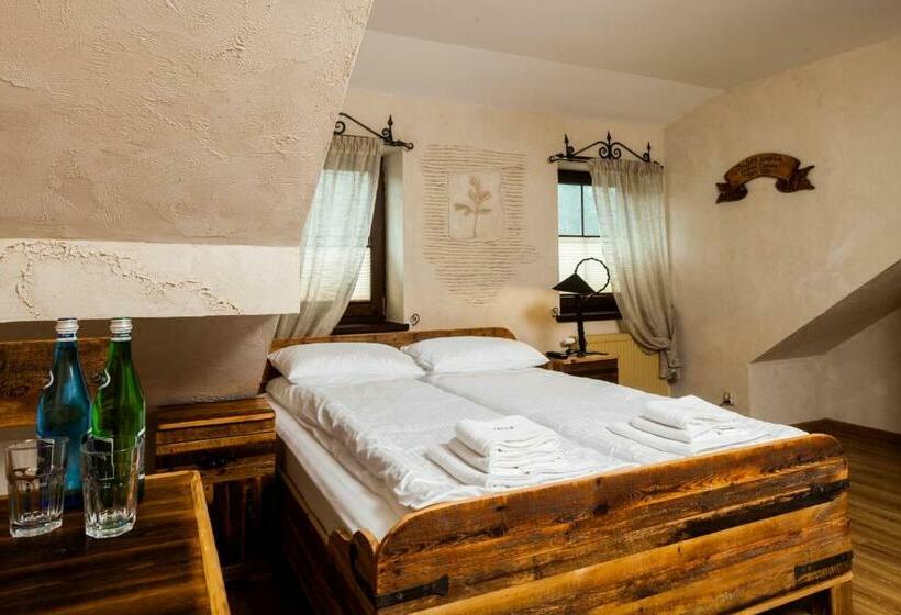 Номер Economy, Mùlk Chëcz Kaszëbsko