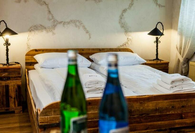 Номер Economy, Mùlk Chëcz Kaszëbsko