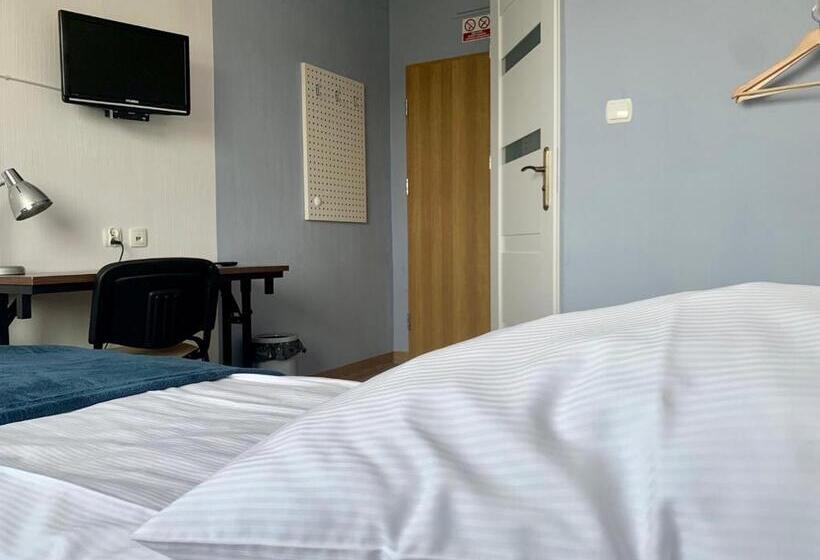 スタンダードシングルルーム, Premium Hostel & Bistro